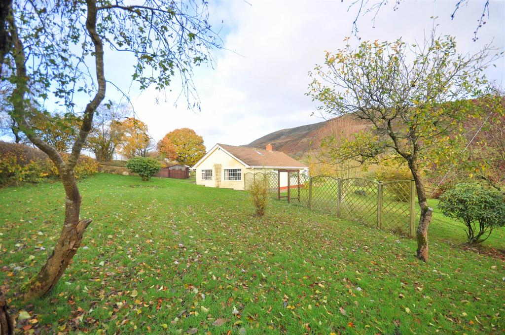 Llangurig, Llanidloes 3 bed detached bungalow for sale £350,000