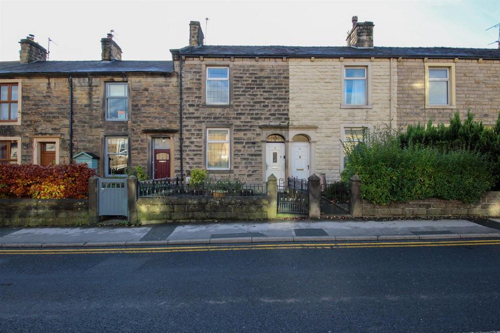 Eshton Terrace, Clitheroe, Ribble Valley 3 bed terraced house £175,000