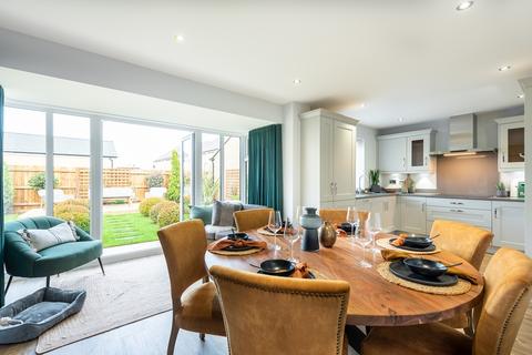 4 bedroom detached house for sale - Winstone @Farmstead at DWH at Overstone Gate Stratford Drive NN6