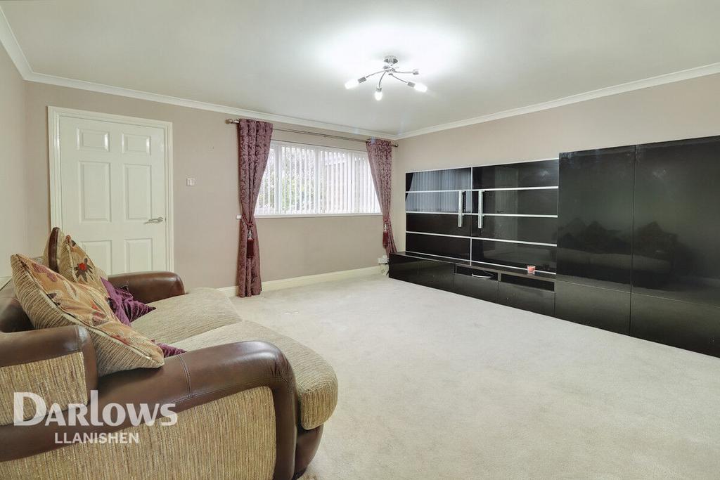 The Hawthorns, Cardiff 3 bed terraced house for sale £190,000