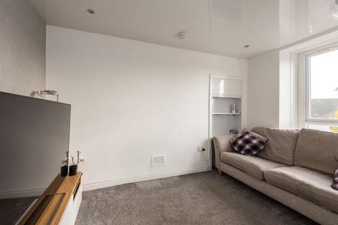 25 Imrie Place, Penicuik, EH26 8HY