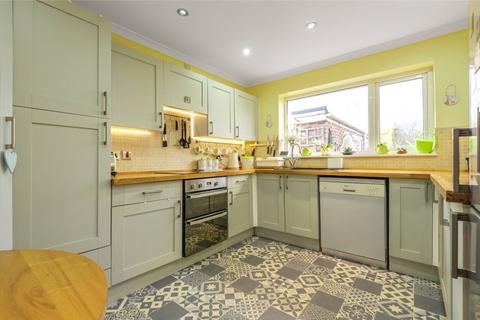 39 Middle Road, North Baddesley, Southampton, SO52 9JD