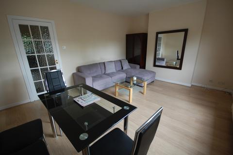 2 bedroom flat to rent - Brooks Road, Chiswick W4