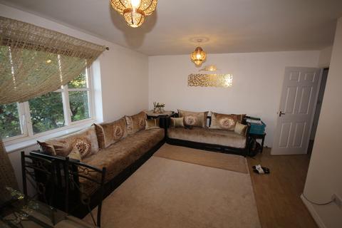 2 bedroom apartment for sale, Reid Close, Hayes, UB3