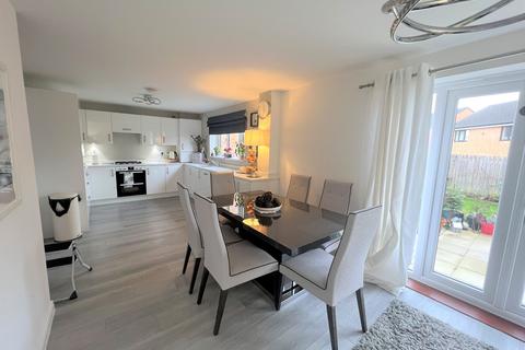 21 Cornmill Crescent, Holystone, Newcastle Upon Tyne, NE27 0LA