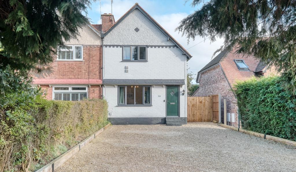 Birmingham Road, Lickey End... 2 bed semidetached house £260,000