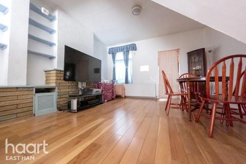 4 bedroom terraced house for sale - St Albans Avenue, London