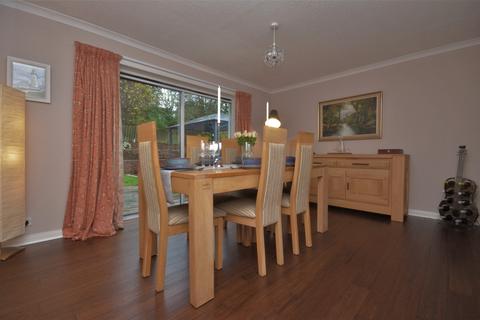 20 Glen Drive, Helensburgh, G84 9BJ