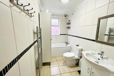 6 Brewery Road, London, SE18 7PT
