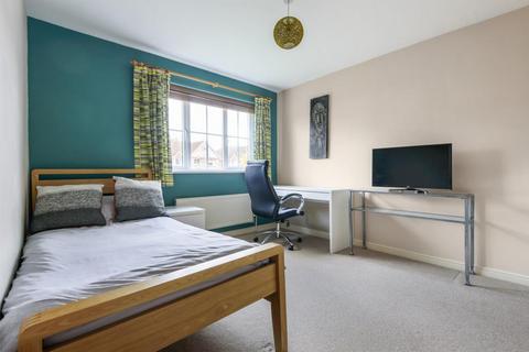 35 Camford Close, Beggarwood, Basingstoke, RG22 4UJ