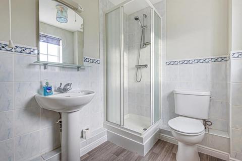 35 Camford Close, Beggarwood, Basingstoke, RG22 4UJ