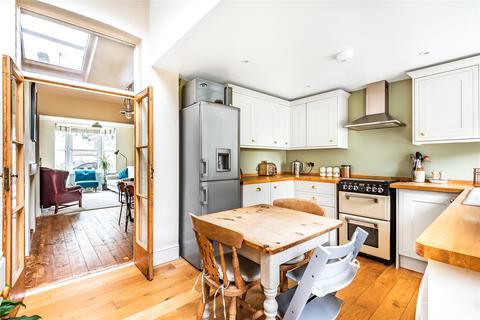 5 College Avenue, Exeter, EX2 4TH