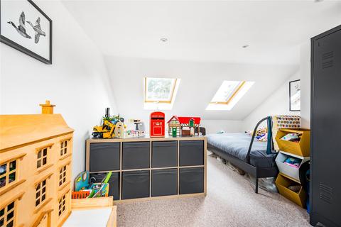 5 College Avenue, Exeter, EX2 4TH