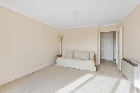 1 bedroom apartment for sale, Bricksbury Hill, Farnham, Surrey, GU9