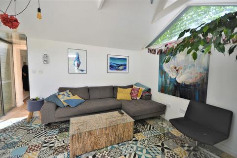 3 bedroom bungalow for sale, Old Church Lane, Farnham, Surrey, GU9