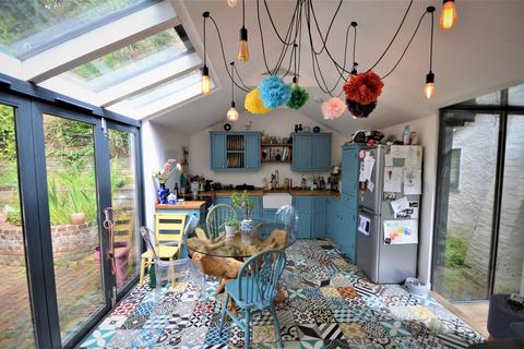 3 bedroom bungalow for sale, Old Church Lane, Farnham, Surrey, GU9