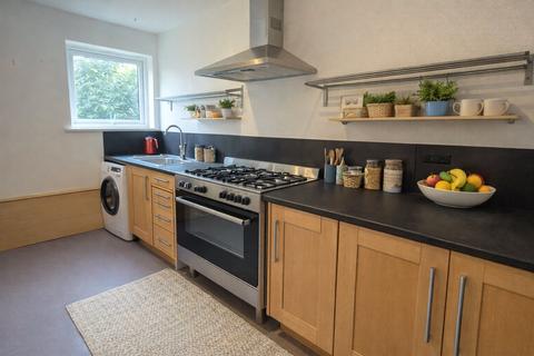 3 bedroom apartment to rent, Charterhouse Road, Godalming, Surrey, GU7