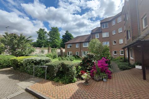 1 bedroom apartment for sale, Denehyrst Court, York Road, Guildford, Surrey, GU1