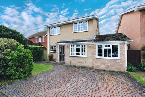 14 Bridgehill Close, Guildford, GU2 8BA