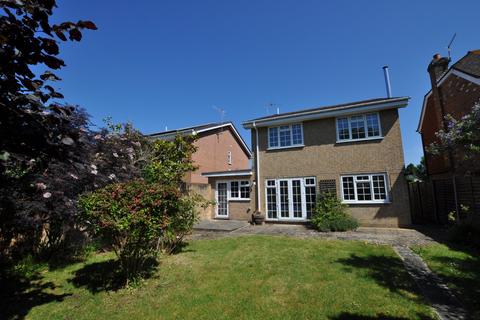 14 Bridgehill Close, Guildford, GU2 8BA