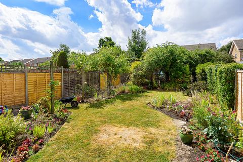 38 Beckingham Road, Guildford, GU2 8BT