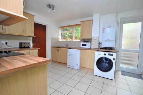 46 Cabell Road, Guildford, GU2 8JF