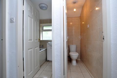 46 Cabell Road, Guildford, GU2 8JF