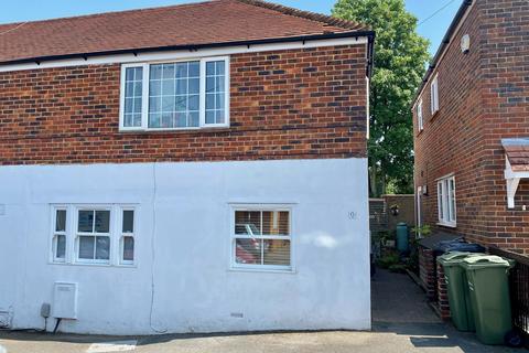 1 bedroom apartment for sale - High Path Road, Guildford, Surrey, GU1
