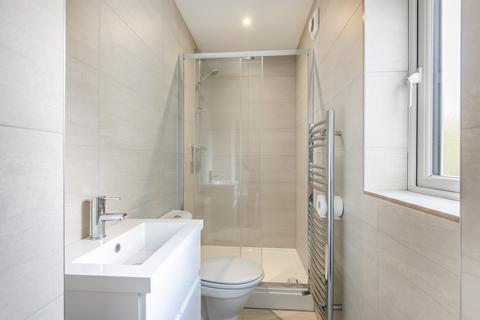 14 Weston Road, Guildford, GU2 8AS
