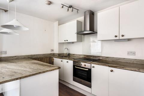 9 Cedars Court, Guildford, GU1 1YZ
