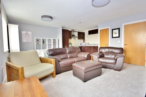 2 bedroom apartment for sale - Goldsworth Road, Woking, Surrey, GU21