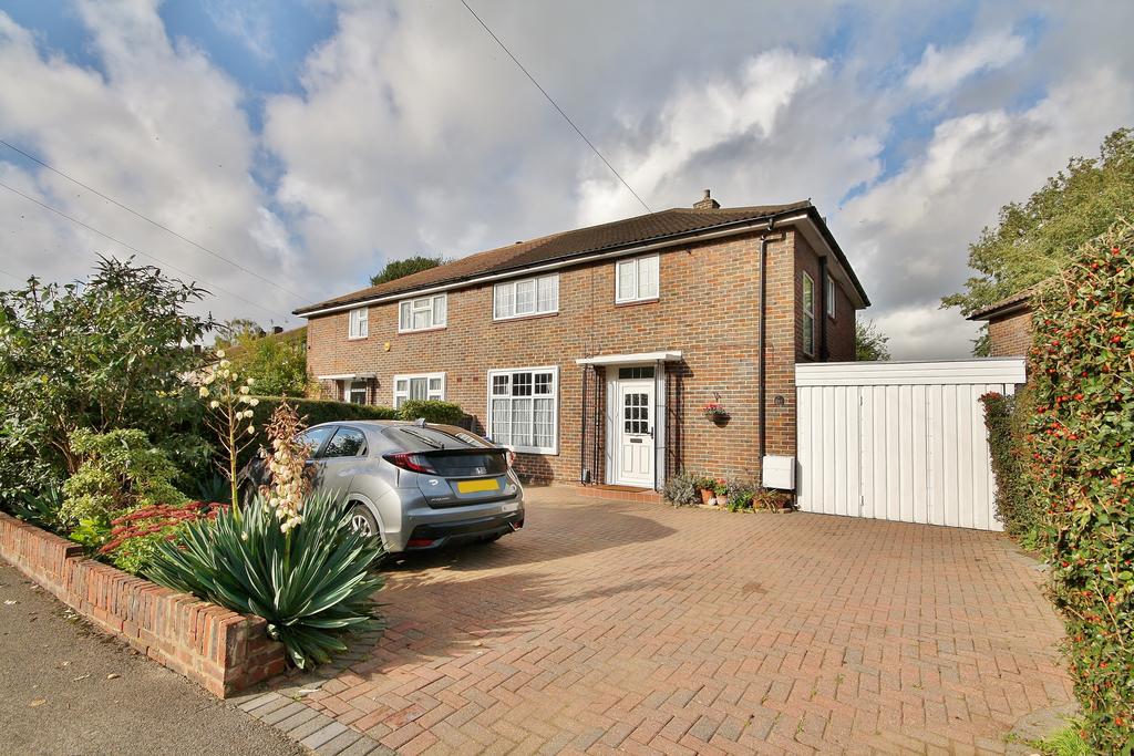 Albert Drive, Sheerwater, Woking... 3 bed semidetached house £600,000