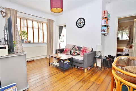 1 bedroom apartment for sale, York Road, Woking, Surrey, GU22