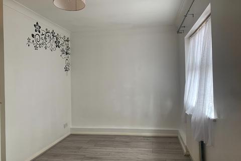 1 bedroom apartment to rent - Gadwall Close, London, Greater London, E16