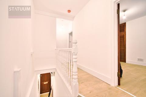 2 bedroom apartment to rent - Harrow Road, Barking, Upney,, East London, Essex, IG11