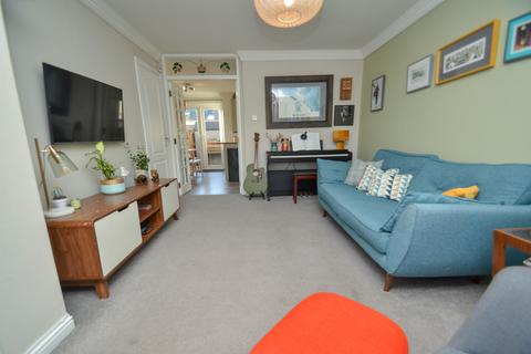 24 Dumbreck Square, Glasgow, G41 5SY