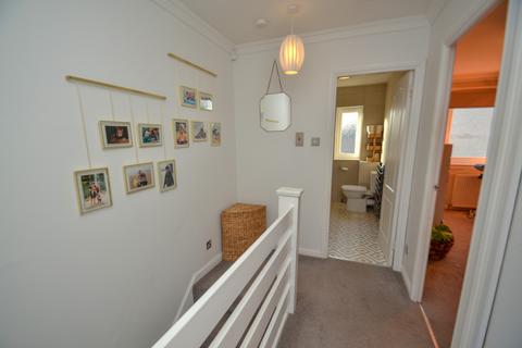 24 Dumbreck Square, Glasgow, G41 5SY
