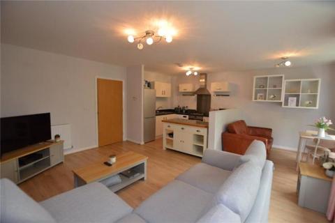2 bedroom apartment to rent - Chestnut Lane, Killingbeck
