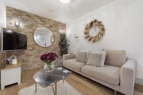 1 bedroom flat for sale - Upper Richmond Road, SW15