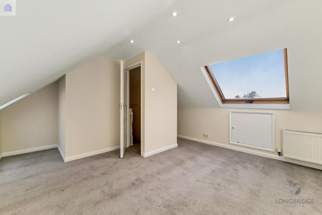 Loftroom1