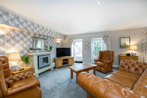 3 bedroom penthouse for sale - Mill Drive, Grantham, NG31