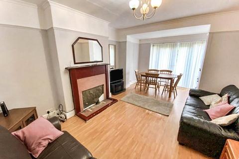 3 bedroom semi-detached house to rent, Brookleigh Road, Manchester, Greater Manchester, M20