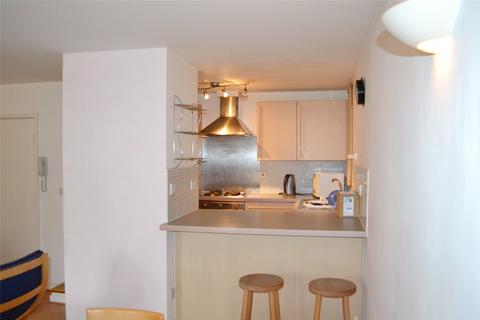 3 bedroom flat to rent, Ellerslie Court, Upper Park Road, M14