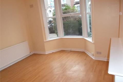 2 bedroom ground floor flat to rent, Farley Road, Catford, London,