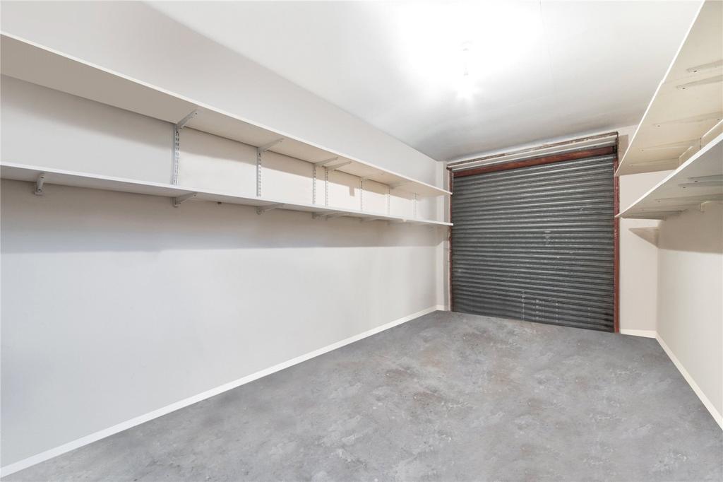 Store