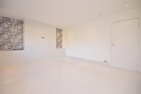 1/2, 22 Howgate Avenue, Glasgow, G15 8QN