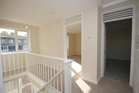 4 bedroom link detached house for sale - Mostyn Close, Sutton