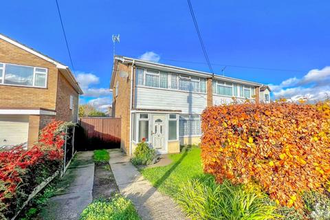 4 Hillcrest Road, Hockley, SS5 4QB