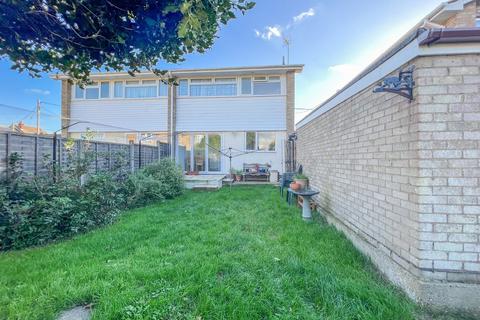 4 Hillcrest Road, Hockley, SS5 4QB