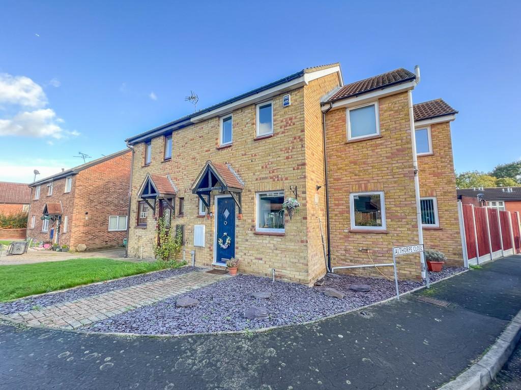 Woodstock Crescent, Hockley 3 bed semidetached house for sale £375,000